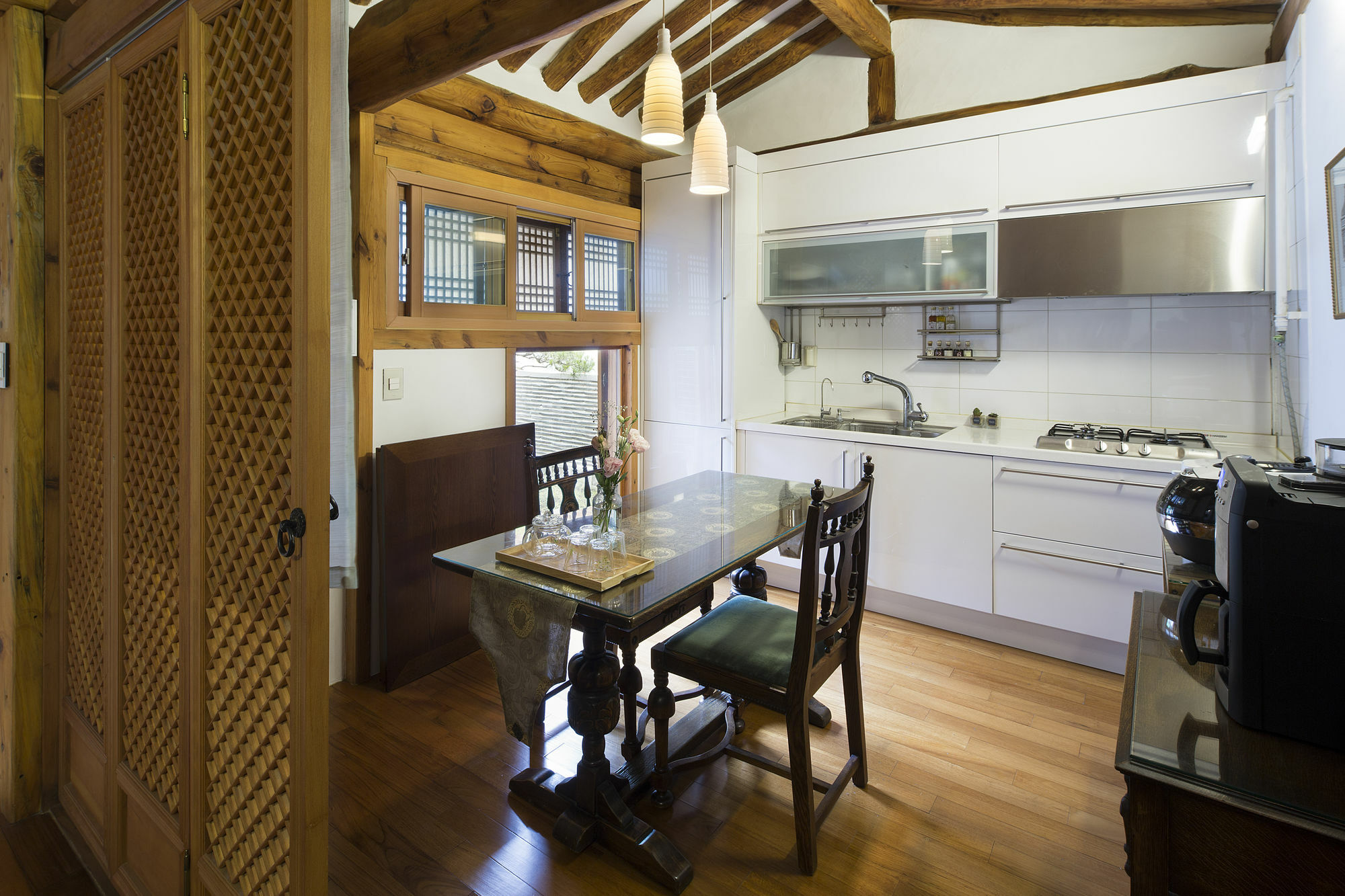 Xiwoo Hanok Guesthouse โซล ภายนอก รูปภาพ