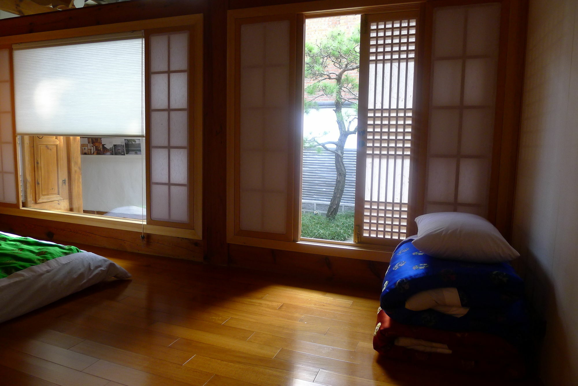 Xiwoo Hanok Guesthouse โซล ภายนอก รูปภาพ