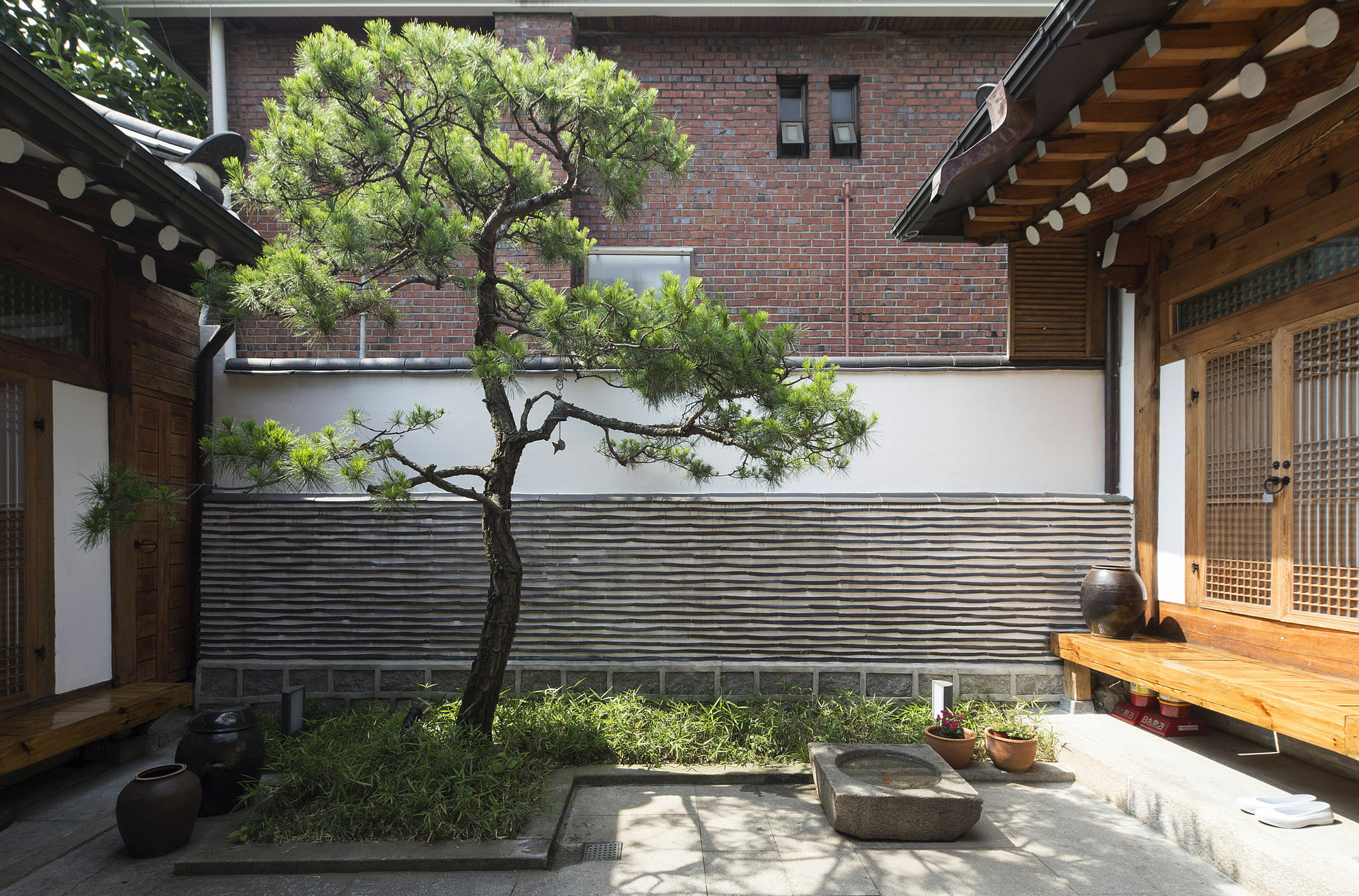 Xiwoo Hanok Guesthouse โซล ภายนอก รูปภาพ