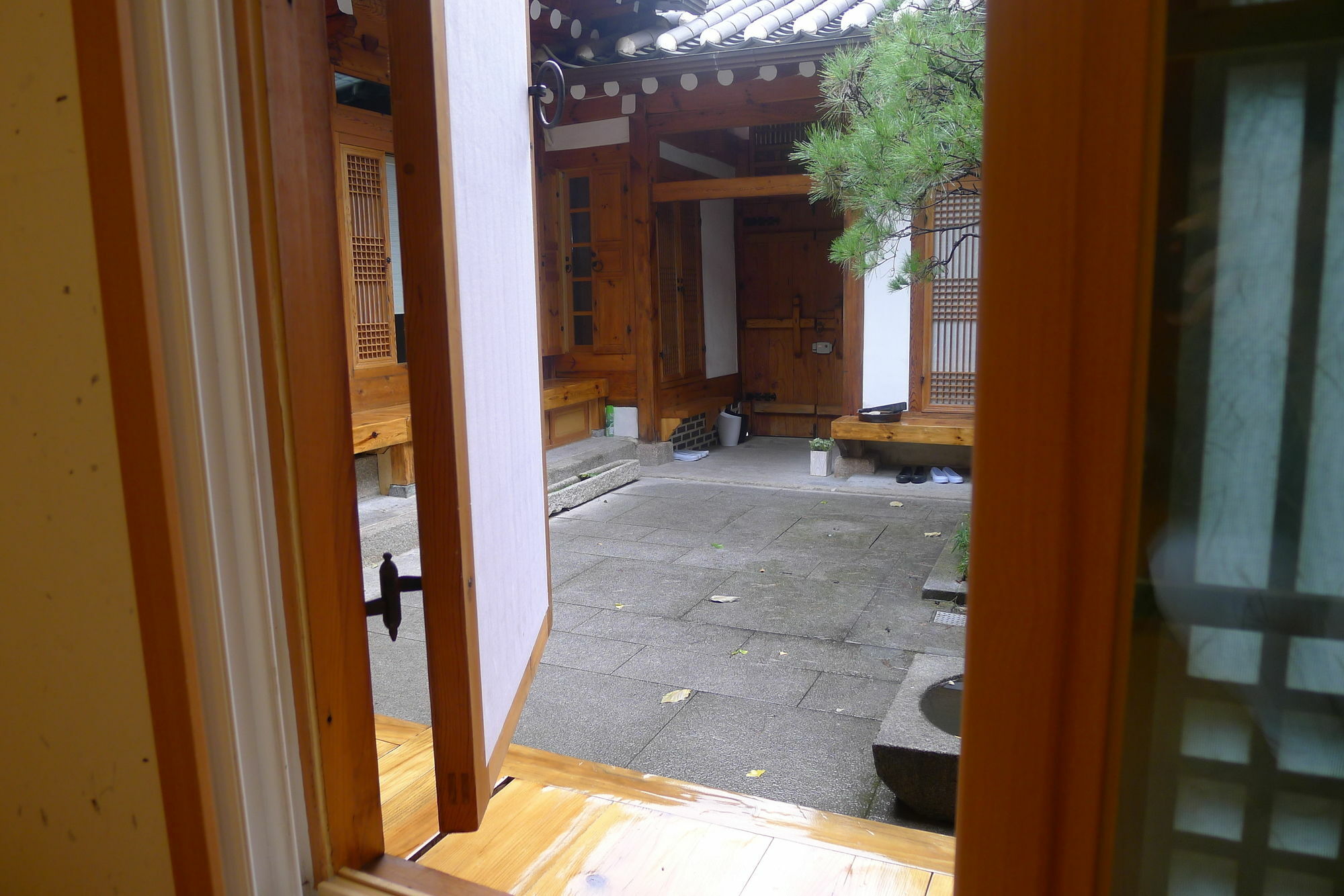 Xiwoo Hanok Guesthouse โซล ภายนอก รูปภาพ