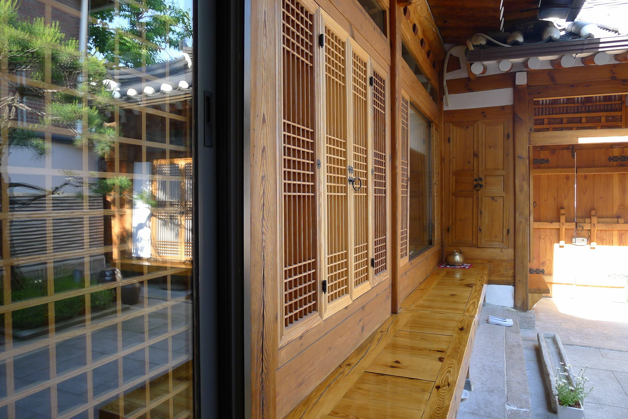 Xiwoo Hanok Guesthouse โซล ภายนอก รูปภาพ